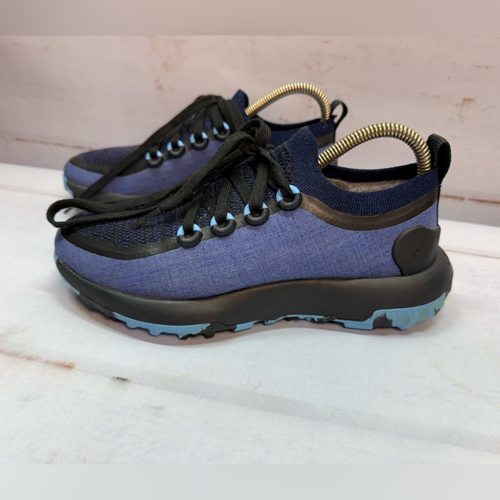 Allbirds Trail Runners SWT Blue Sneakers Womens Size 7.5 Hiking Running Shoes